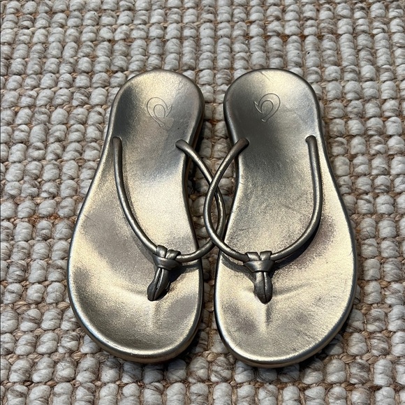 OluKai Shoes - Metallic Olukai Flip Flop Sandals